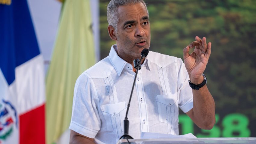 Ministro Joel Santos resalta la relevancia de la línea de transmisión de 138 kV en la zona del Cruce de Ocoa–Ocoa.