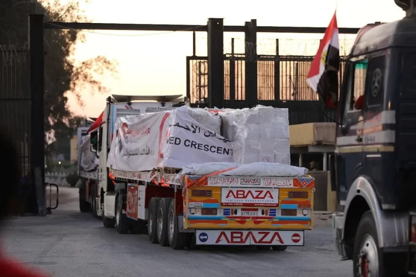 Gaza comienza a recibir ayuda tras pausa táctica anunciada por Israel