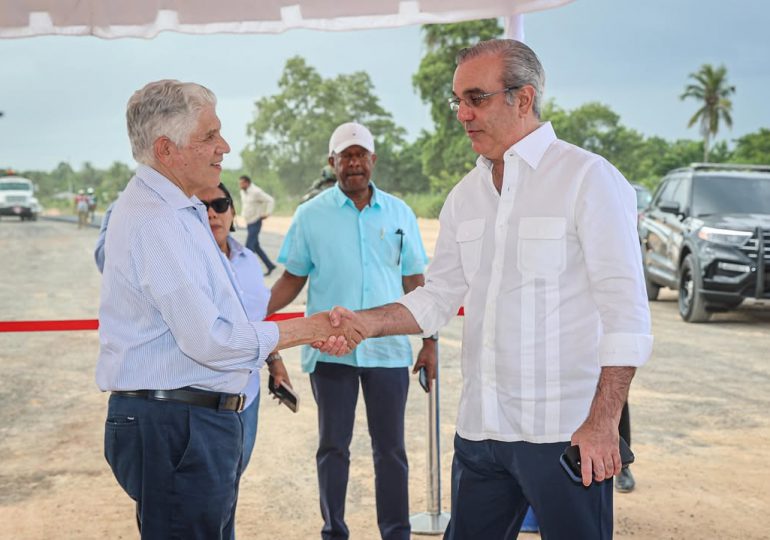 Presidente Abinader supervisa avances de la tercera etapa de la avenida Ecológica