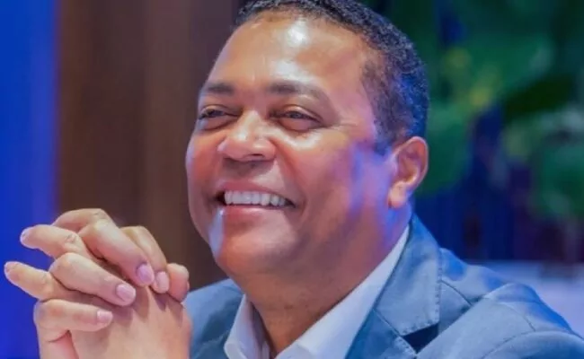 Víctor D´Aza propone debate político entre los aspirantes presidenciales del PRM