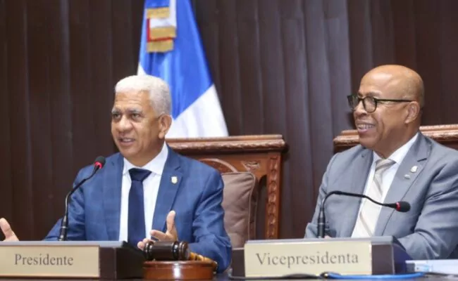 Reelección!! Pacheco seguirá en la Cámara de Diputados y Ricardo de los Santos en el Senado