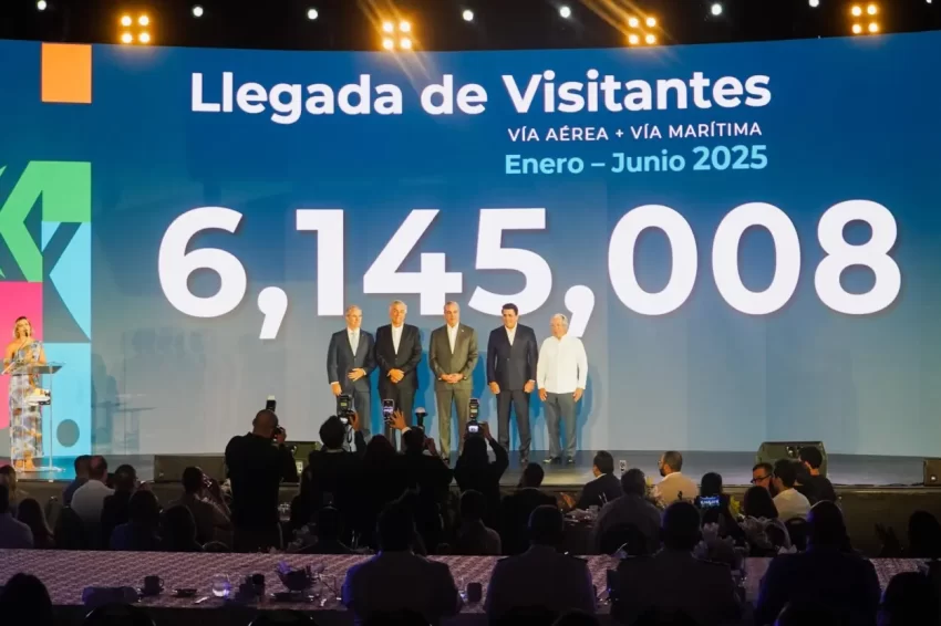 Collado dice RD supera los 6 millones de visitantes en primer semestre