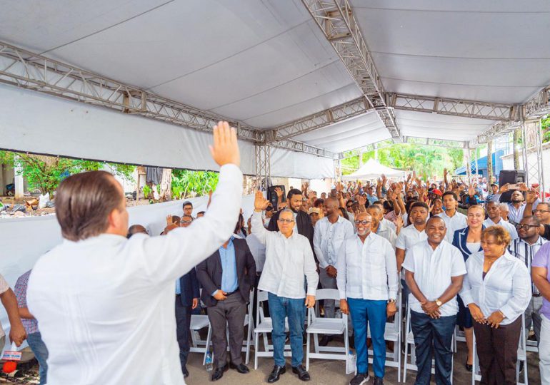 Cientos de dirigentes de la FP en La Victoria se juramentan en el PRM