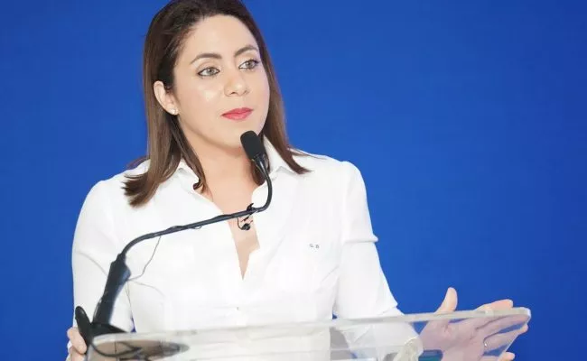 Presidente Abinader confirma a Gloria Reyes en Dirección de Desarrollo Social Supérate; define programas bajo la institución producto de fusión con Adess