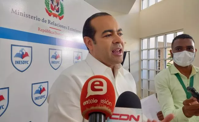 Excónsul Kalil Michel advierte PRM y Gobierno están allanando el retorno al Poder del expresidente Leonel Fernández