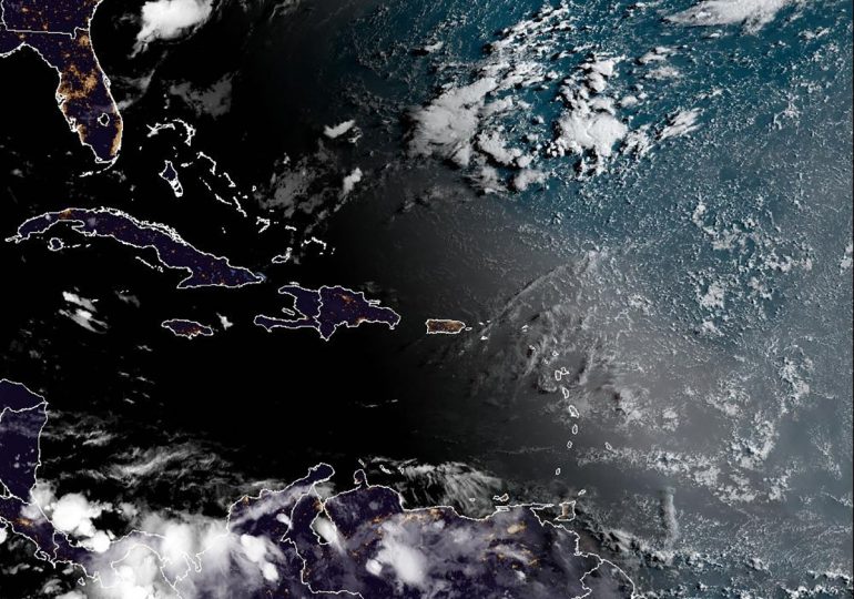 Meteorología: Condiciones del tiempo estable por anticiclón y polvo del Sahara
