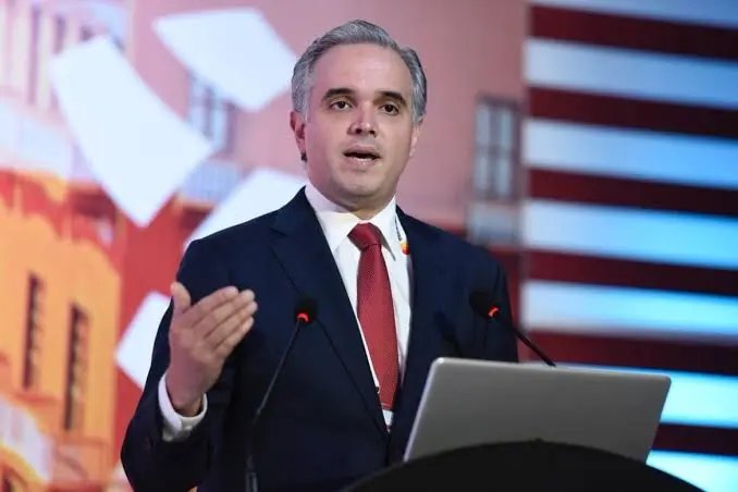 ¿El ministro Luis Miguel De Camps contempla una candidatura presidencial en un futuro?