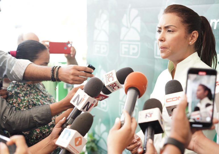 Diputada Selinée Méndez denuncia colapso silencioso del sistema educativo público