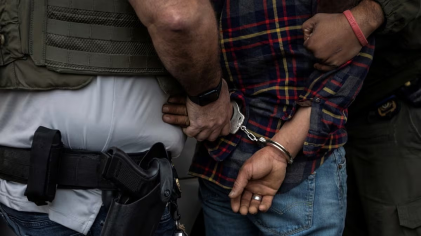 PR: Hasta 11 años cárcel encara dominicano chocó vehículo ICE