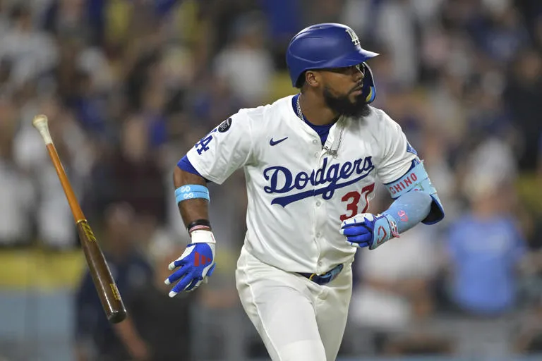 Muncy y Teoscar Hernández avivan la ofensiva con dos jonrones cada uno; Dodgers aplastan 12-6 a los Cardenales