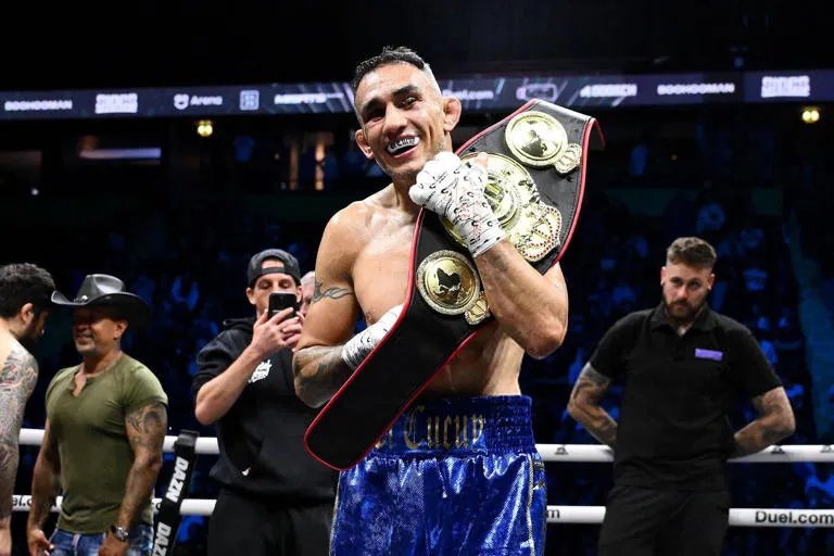Tras seis años sin victorias, Tony Ferguson vuelve a sonreír con una contundente victoria en su debut en boxeo