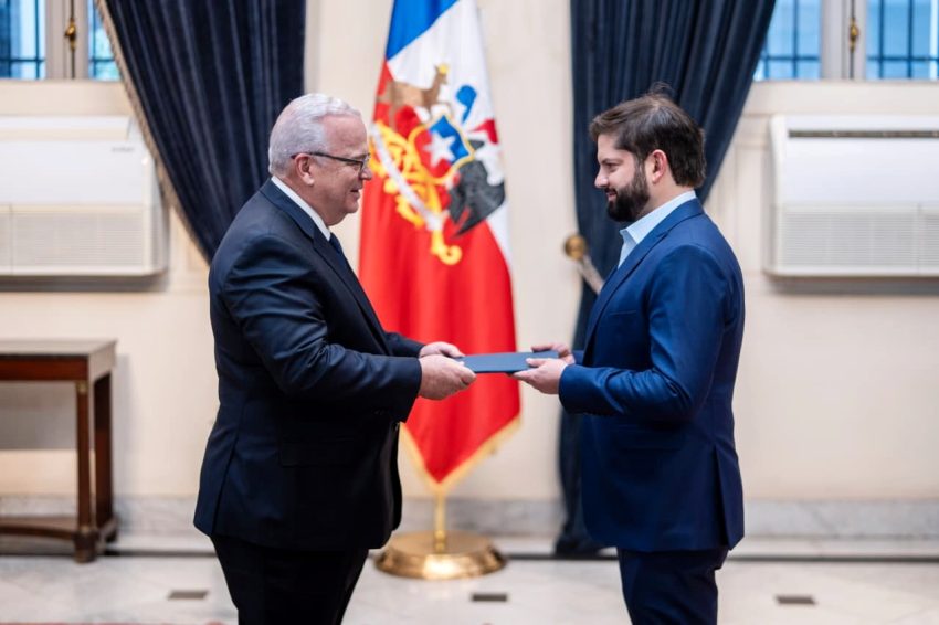 CHILE: Embajador RD presenta cartas credenciales