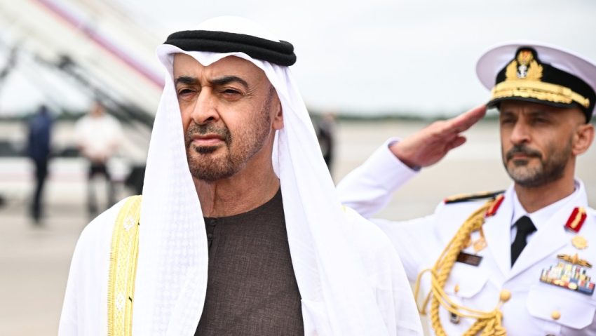 El presidente de EAU llega a Rusia para reunirse con Putin