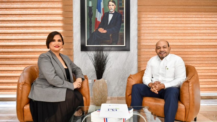 Más de 3,000 nuevos fiscales se registran gracias a los avances tecnológicos de la DGII.