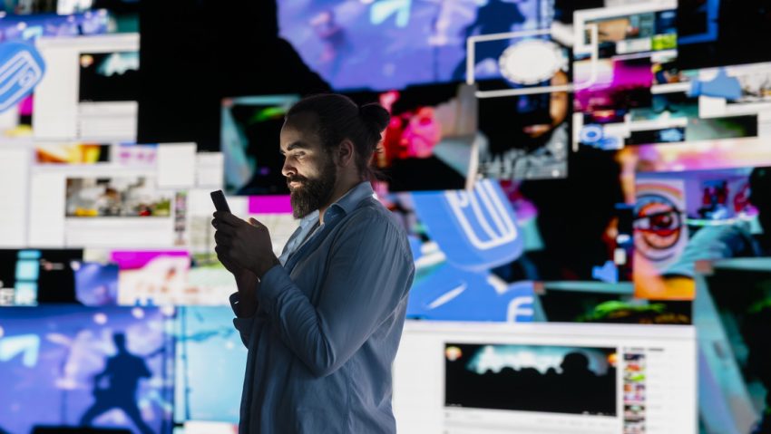 ¿Más peligrosos que el alcohol? El daño que los 'tiktoks' y 'reels' podrían hacer