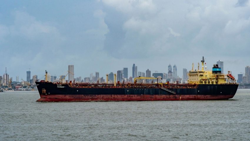 "Nos importa un comino sus advertencias": Medios indios arremeten contra EE.UU.