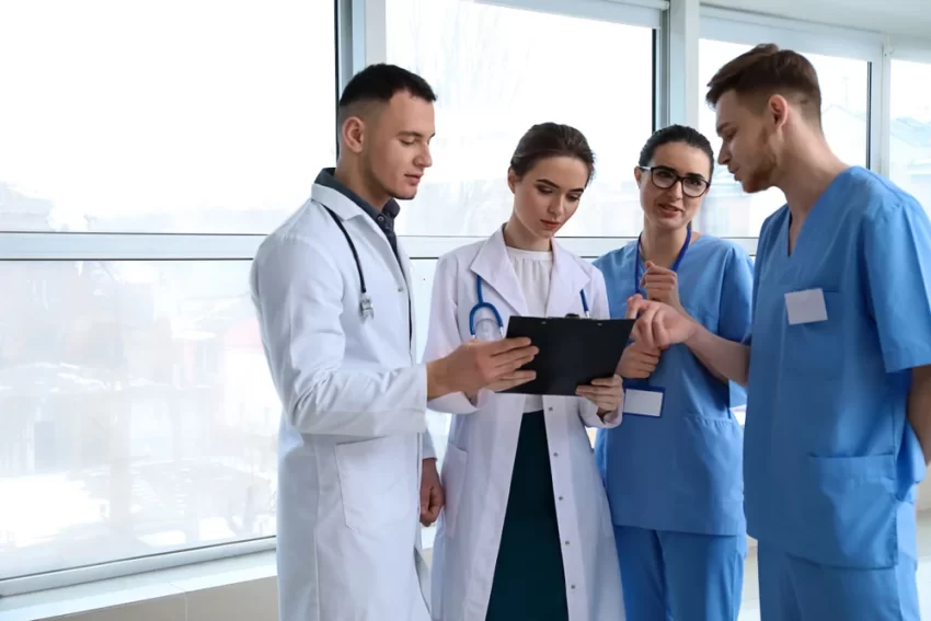 Sociedad Radiología pide transparencia en plazas residencias médicas