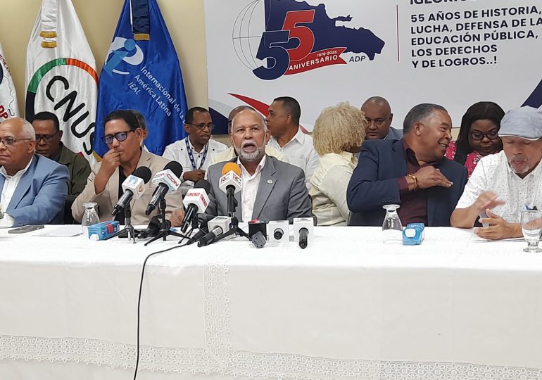 ADP deplora colapso del sistema educativo y pide al Gobierno garantizar cupos a estudiantes