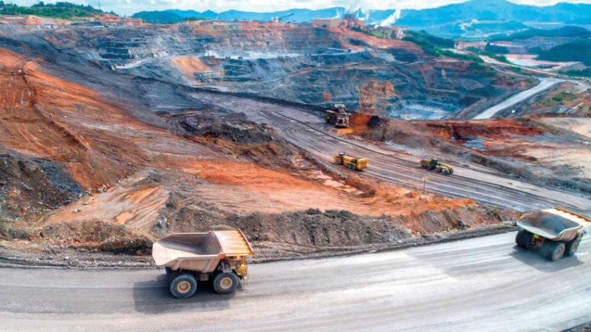 Presupuesto se apoyará en el oro y saldos disponibles para cubrir déficit fiscal