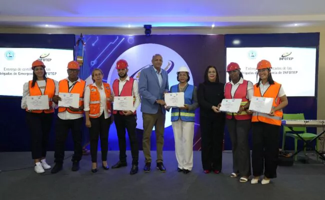 El INFOTEP y el COE certifican a 173 brigadistas para fortalecer la respuesta ante emergencias a nivel nacional