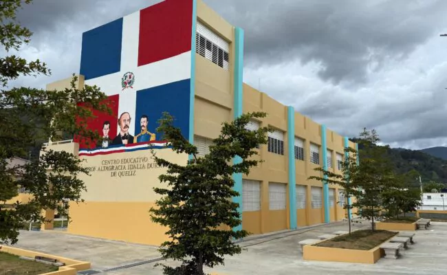 Infraestructura Escolar entrega 1,155 nuevas Aulas en 5 meses a través del Plan 24/7