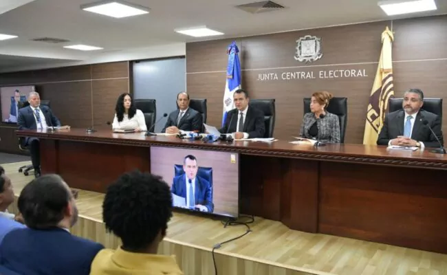 JCE vuelve a llamar la atención al PRM por realizar actividades proselitistas fuera del plazo legal