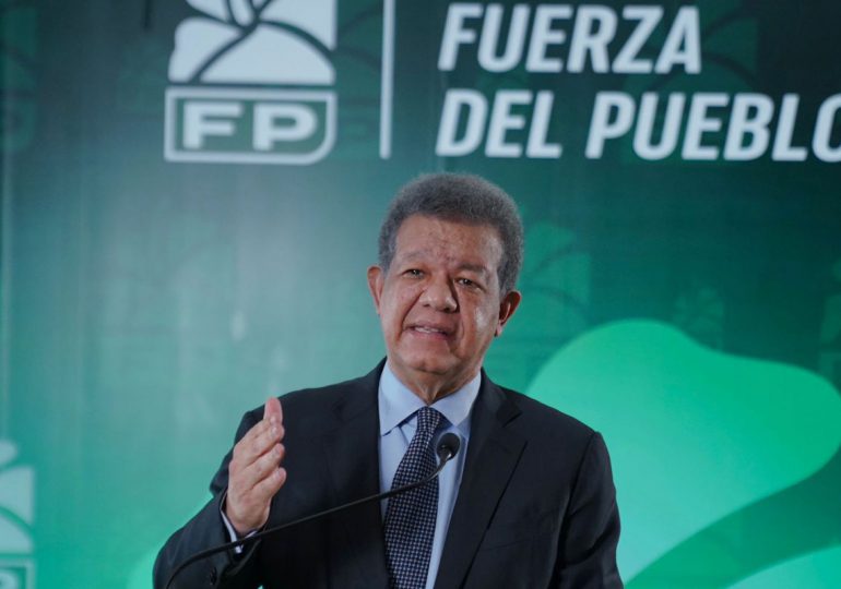 Leonel Fernández ejercerá su derecho al voto este domingo en la Escuela República de Colombia, a las 11:30 a.m.