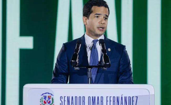 Omar Fernández rinde cuentas de su primer año de gestión como Senador