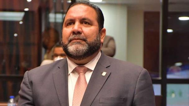 Senador Rogelio Genao considera que hay obras más prioritarias que construir un nuevo estadio