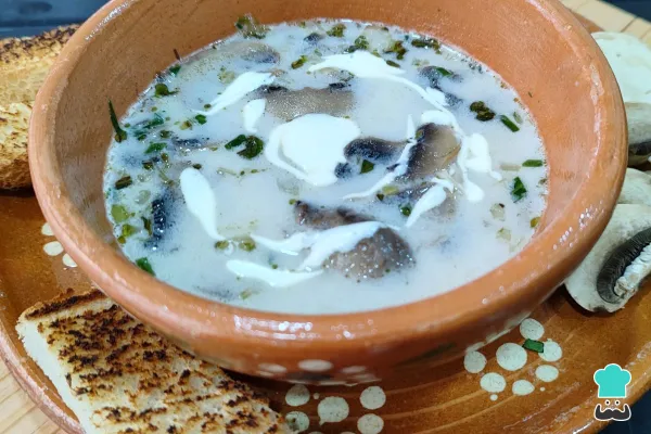 Receta de Sopa de hongos