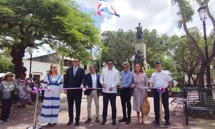 Turismo entrega obras en la Ciudad Colonial