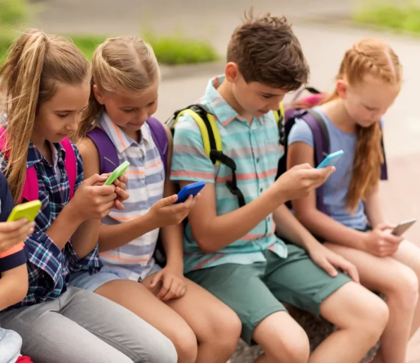 Redes sociales impactan salud mental de niños