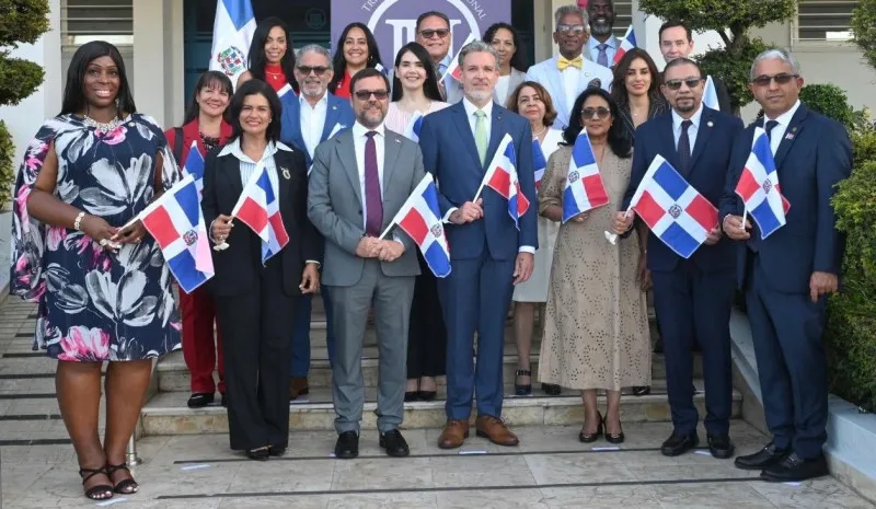 Tribunal Constitucional recibe delegación judicial de Nueva York en visita institucional