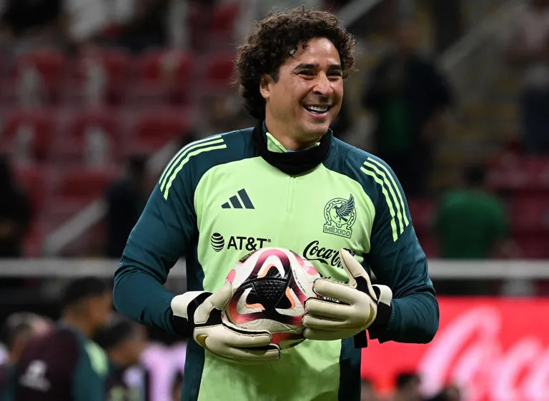 Guillermo “Memo” Ochoa se queda con las ganas de jugar en el Burgos CF