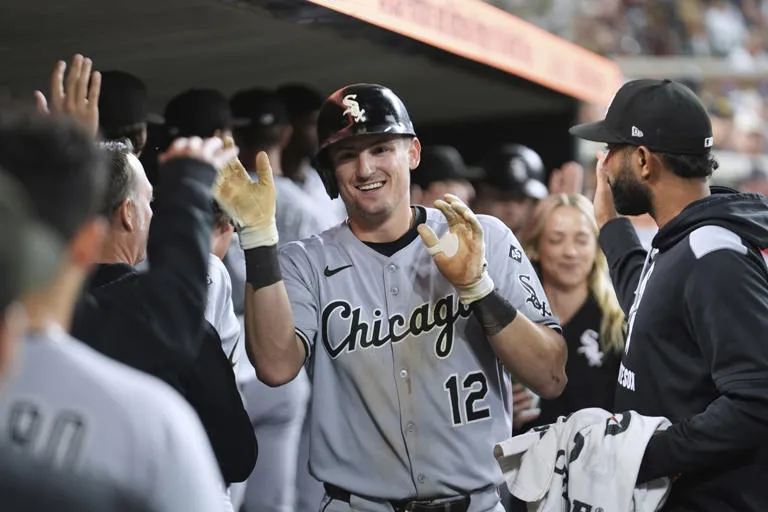 Colson Montgomery impulsa la sexta victoria consecutiva de los White Sox con cuatro carreras producidas
