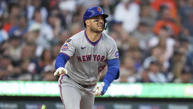 Mets pierden al receptor venezolano Luis Torrens por lesión en el antebrazo; Senger ocupa su lugar