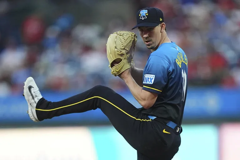 Walker Buehler brilla en su debut con los Phillies en triunfo 8-2 sobre los Royals