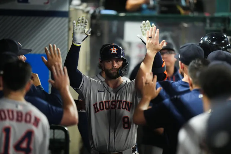 Walker conecta dos jonrones, pero los Astros quedan fuera tras caer 6-1 ante los Angelinos