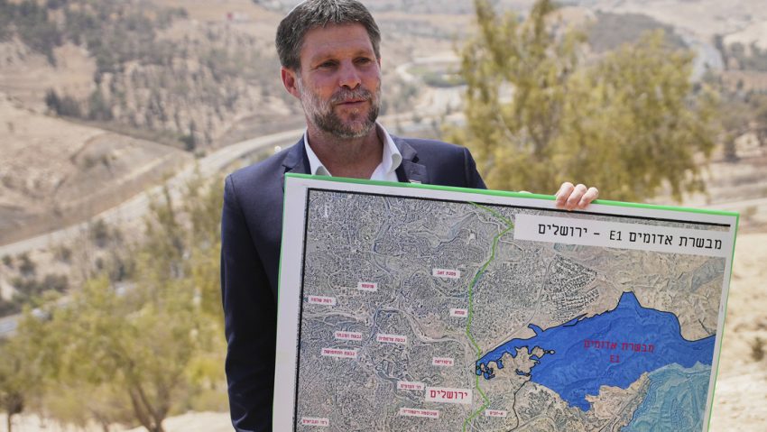 "Bonanza inmobiliaria": Israel quiere aprovechar la destrucción de Gaza y dividirla con EE.UU.