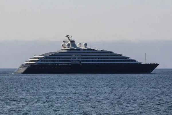 Cabo Verde inicia nueva temporada con arribo del Scenic Eclipse