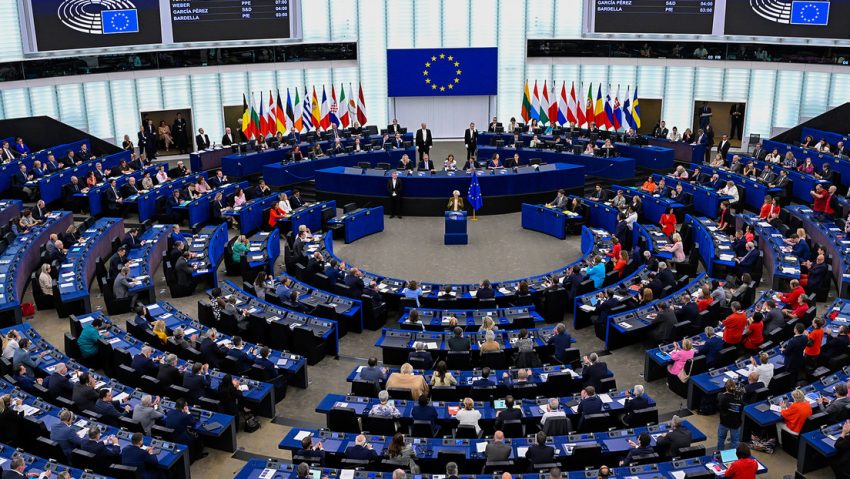 La izquierda en el Parlamento Europeo se niega a guardar un minuto de silencio por Charlie Kirk
