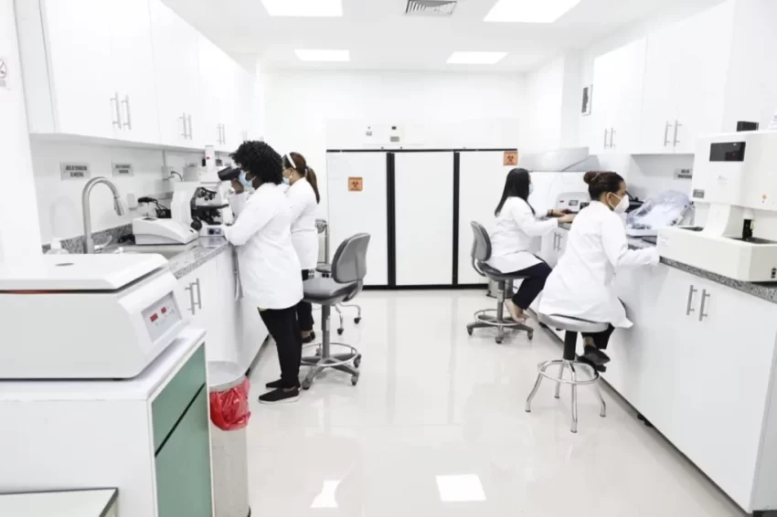 Laboratorios clínicos anuncian horarios especiales por Día de la Mercedes