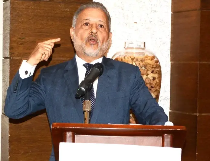 Aboga por reformas estructurales en RD