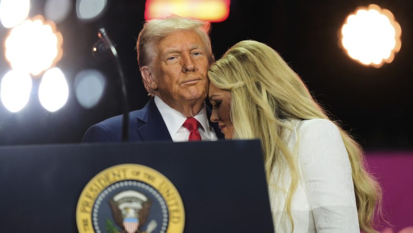 Trump: "Charlie Kirk fue asesinado por un monstruo radicalizado porque defendía la libertad y la justicia"