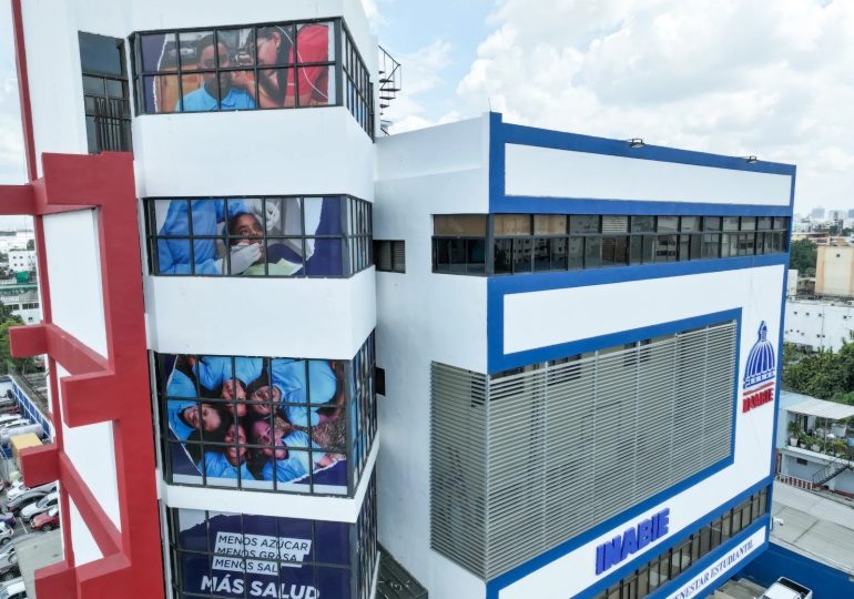 INABIE incorpora atención psicológica para estudiantes con condiciones físicas atendidas por sus programas de salud