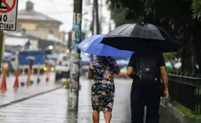 Indomet anuncia aguaceros locales con tormentas eléctricas por efectos de onda tropical
