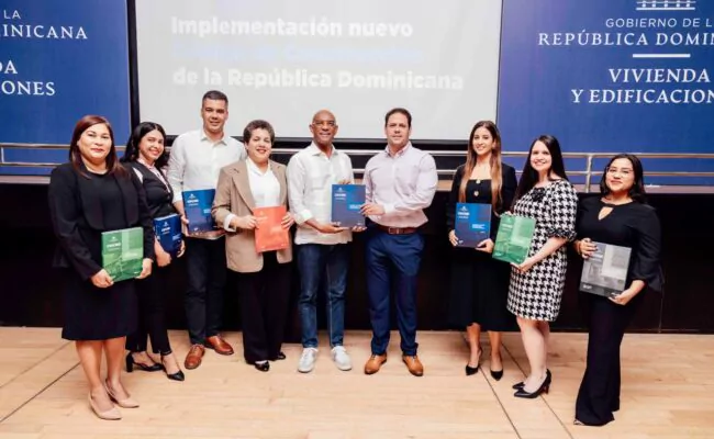 Ministro Carlos Bonilla presenta el primer Código de Construcción de la República Dominicana