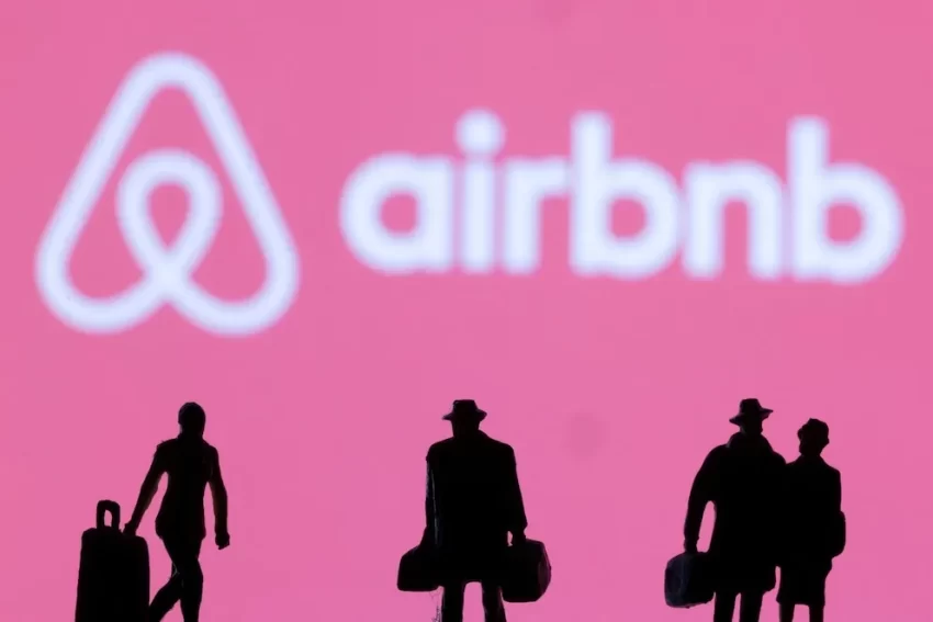 “Airbnb se vuelve más social: nueva función conecta a viajeros que comparten la misma experiencia”