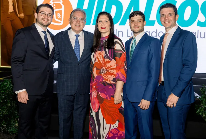 Farmacias Hidalgos celebra 50 años de compromiso con la salud y la vida