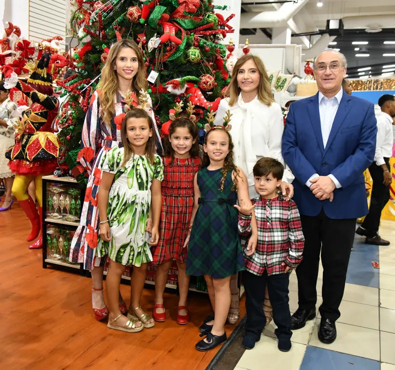 “Magia Navidad” llega a Plaza Lama con ambiente festivo y decoraciones temáticas